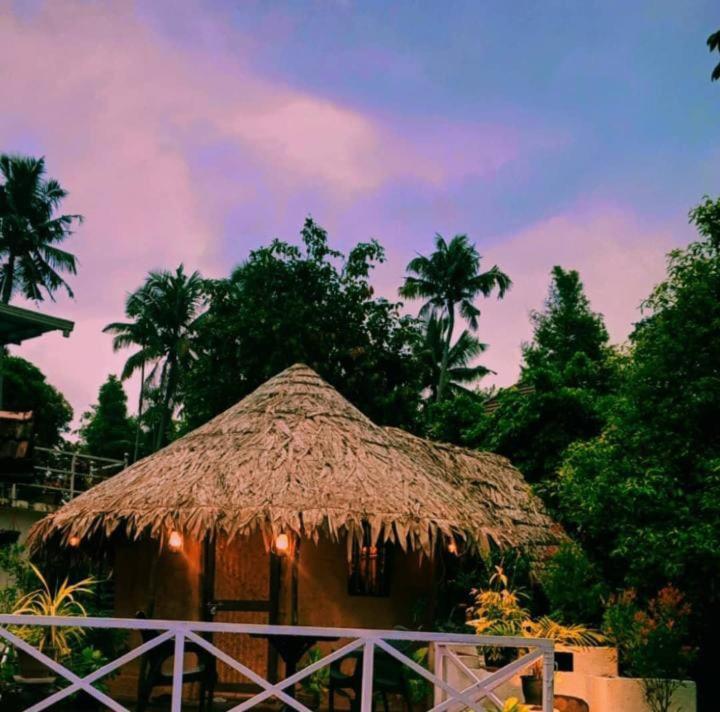 Village Of Blossom Homestay Kochi